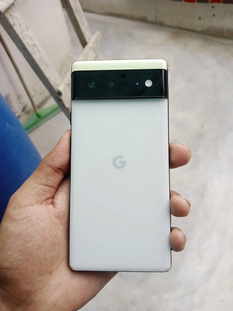 Google Pixel 6 0