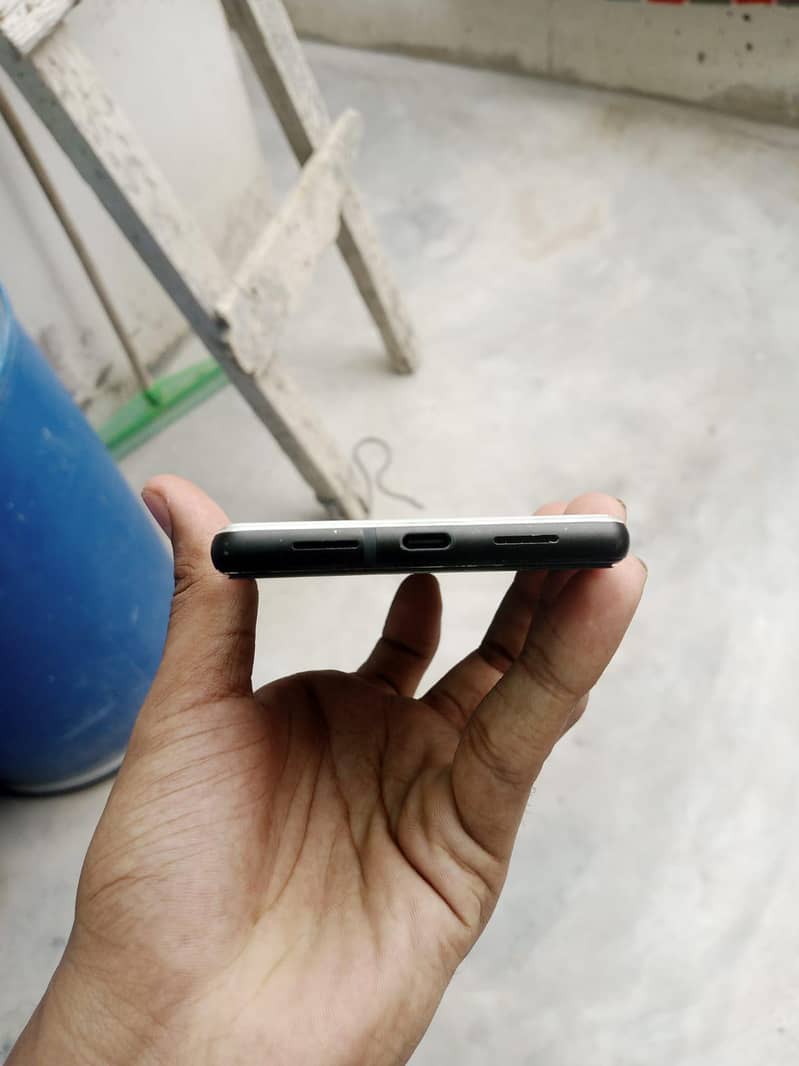 Google Pixel 6 5