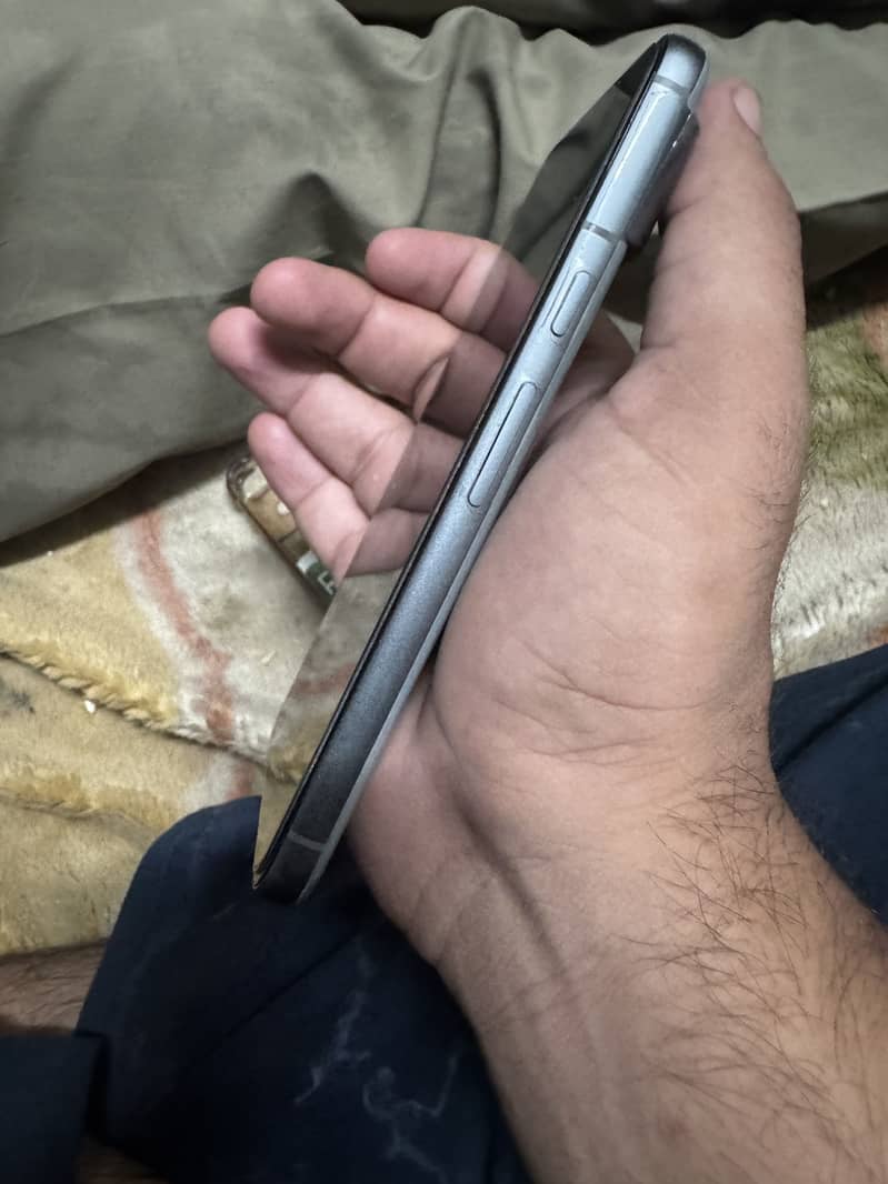 Google Pixel 8 1