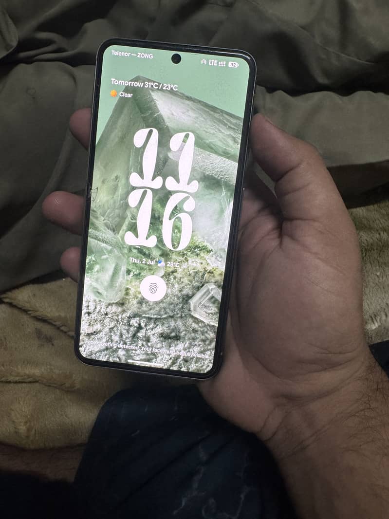 Google Pixel 8 2