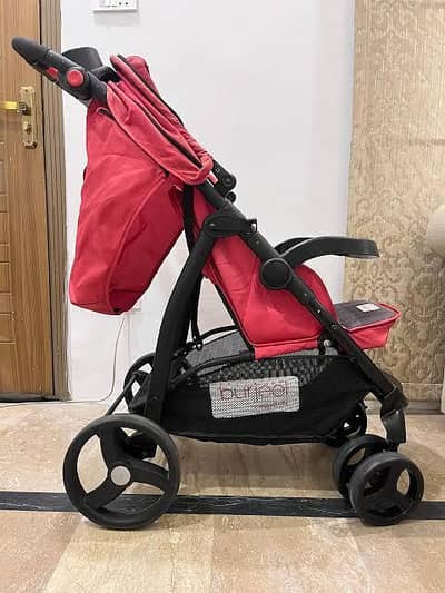 2 sets pram I m selling baby pram