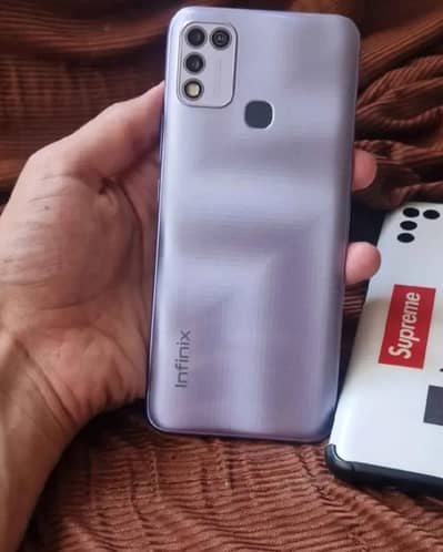 Infinix Hot 11 Play