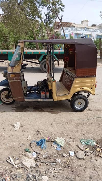 im salling my sazgar rickshaw 2017