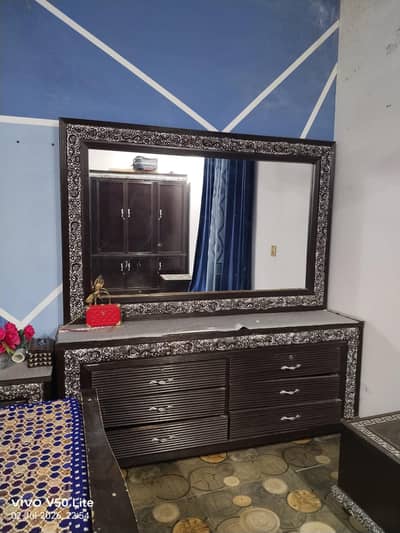 best 1 dressing table 2 small tables and 1 small dining table