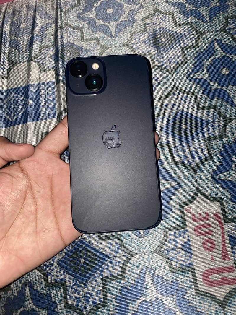 Apple iPhone 13 0