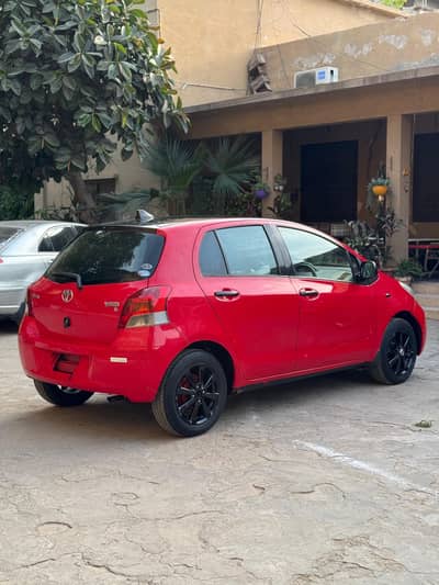 Toyota Vitz 2006