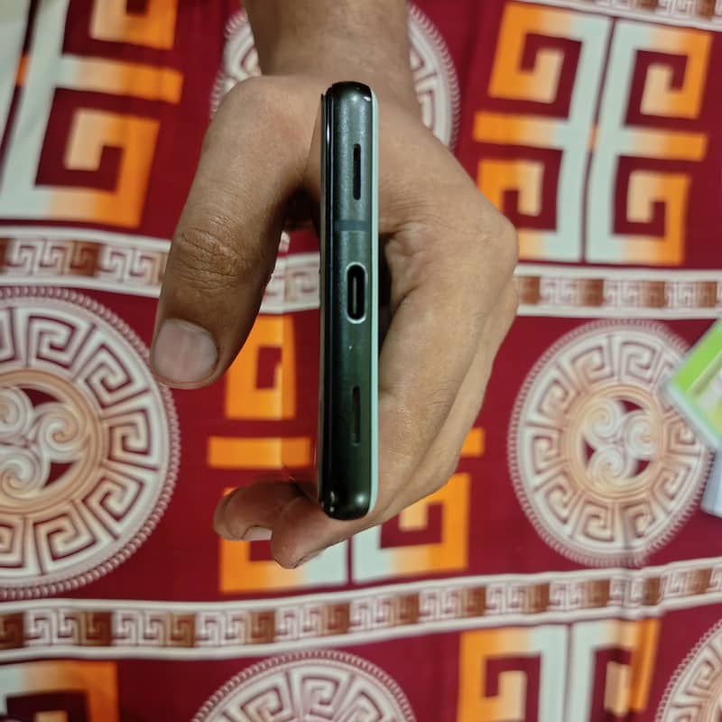 Google Pixel 6a 3