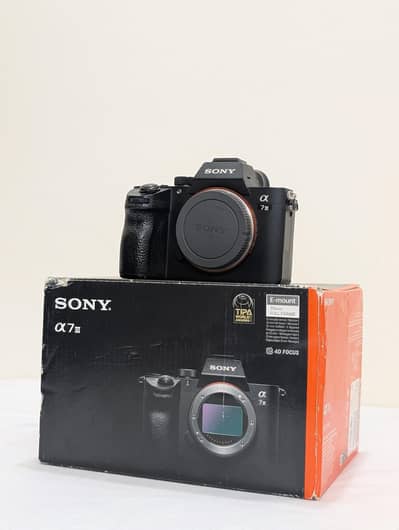 SONY A7iii (Full Box)