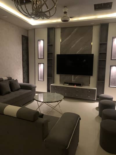 AESTHETIC MODERN DESIGN TV WALL