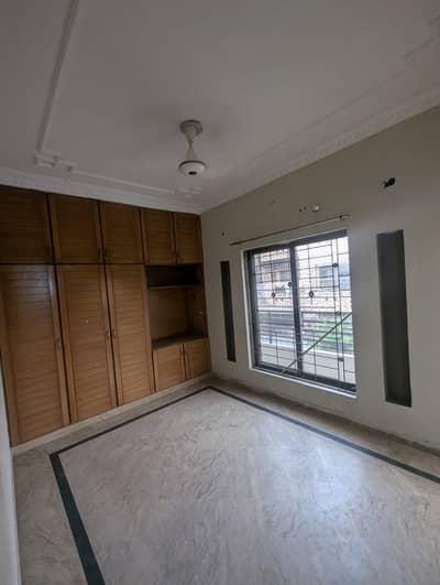 7.25 Marla House For Sale In Faisal Town