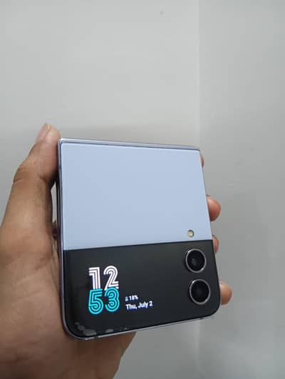 Samsung Mobile Z Flip 4 all ok
