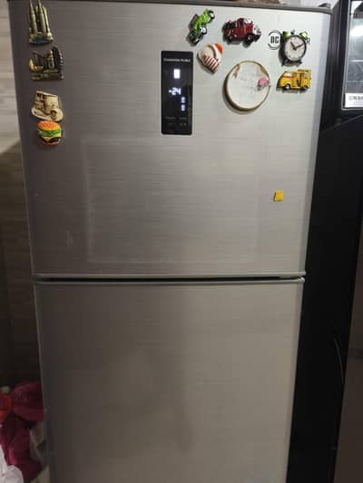 15 Cubic feet DC inverter