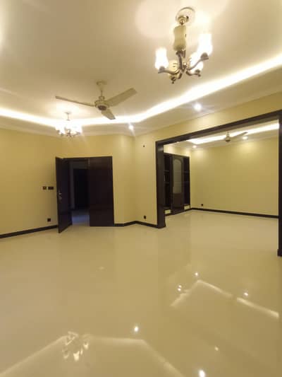 1 kanal Beautiful House Available for Rent in Bahria town phase 3 Rawalpindi.