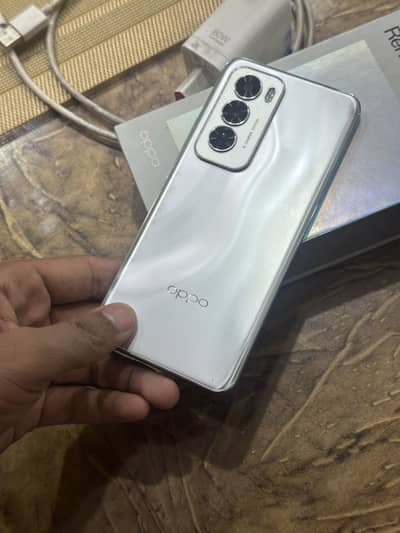 OPPO Reno 12 5g (8/512)