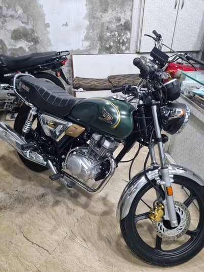 HONDA CG 150 MAT GREEN AVAILABLE FOR SALE