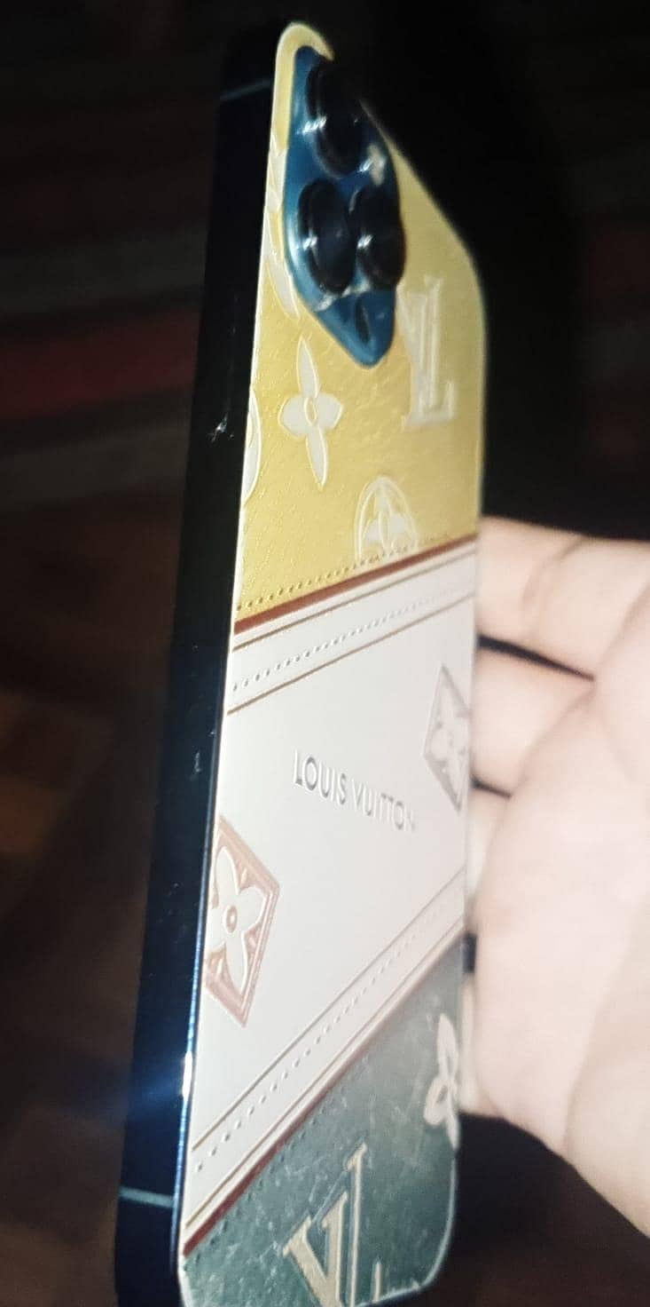 Apple iPhone 12 Pro Max 3