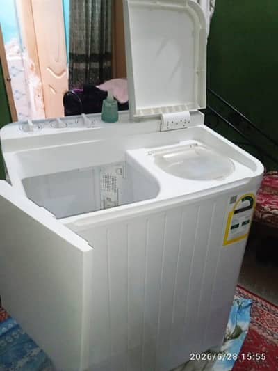 Toshiba washing machine twin tub model number VH-B800LB