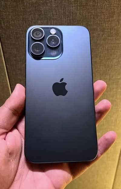 Apple iPhone 15 Pro Max
