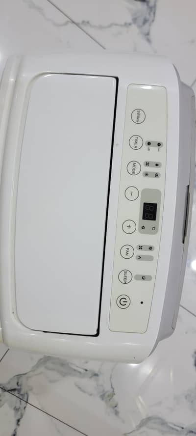 tarrington House Portable Air conditioner 1 ton Best Condition