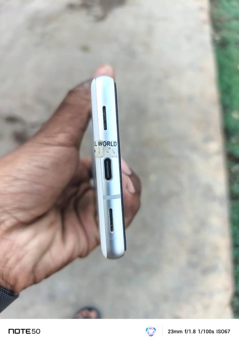 Google Pixel 7a 2