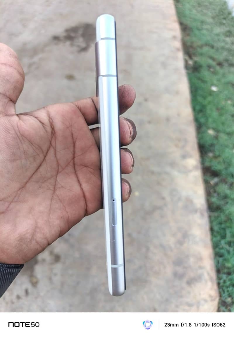 Google Pixel 7a 3
