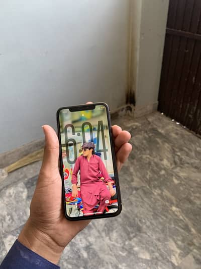 Apple iPhone 11 Pro 256jb pta approved