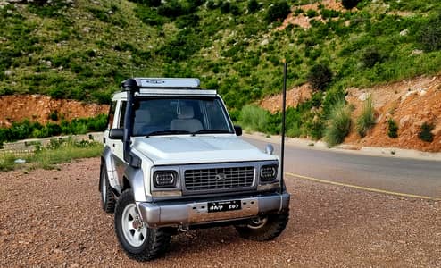 Daihatsu ROCKY