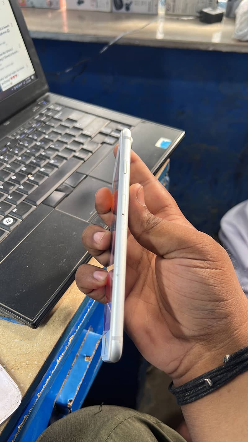 IPhone 7+ 1