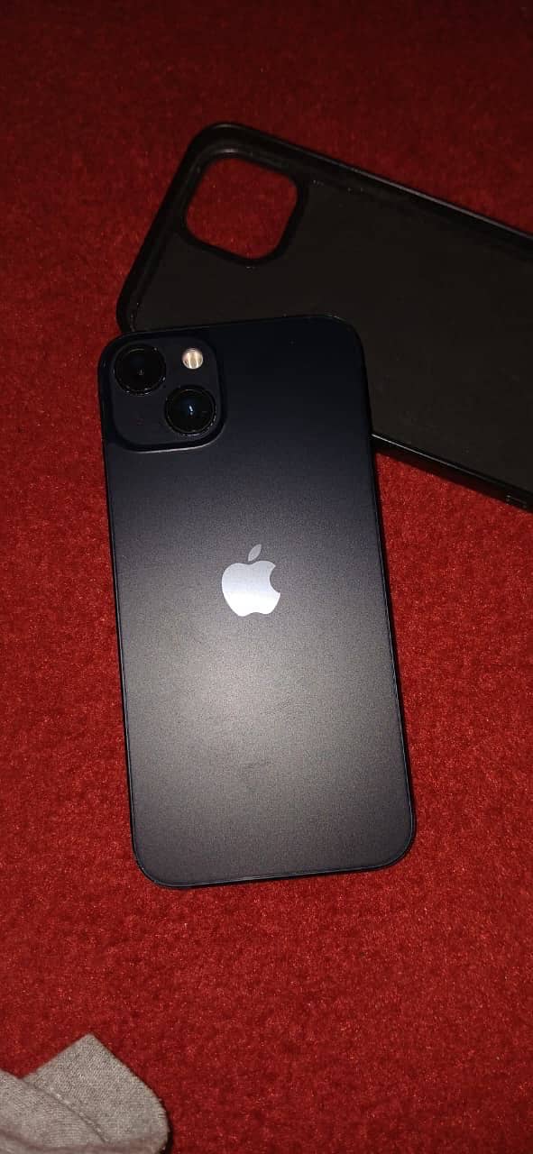 Apple iPhone 13 3