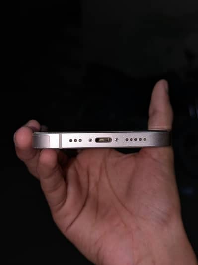 Apple iPhone 14