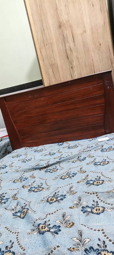 wooden signal bed