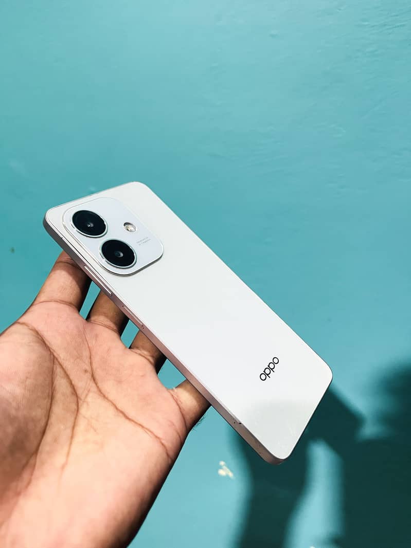 OPPO A3 8