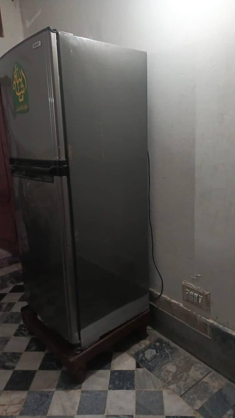 orient fridge 1