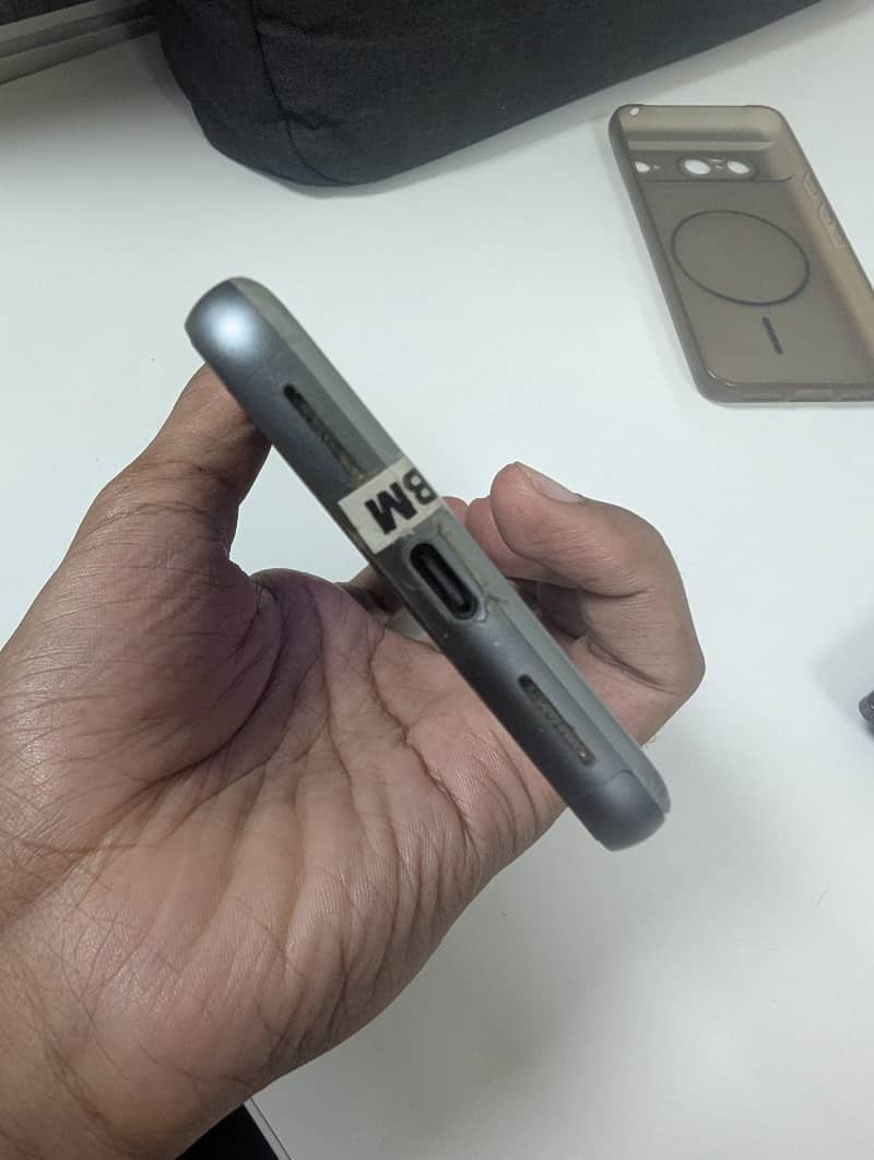 Google Pixel 8 5