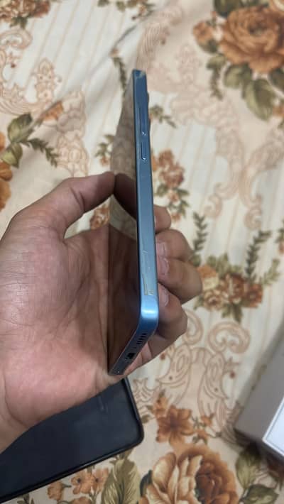 Redmi note 13 condition 10/10