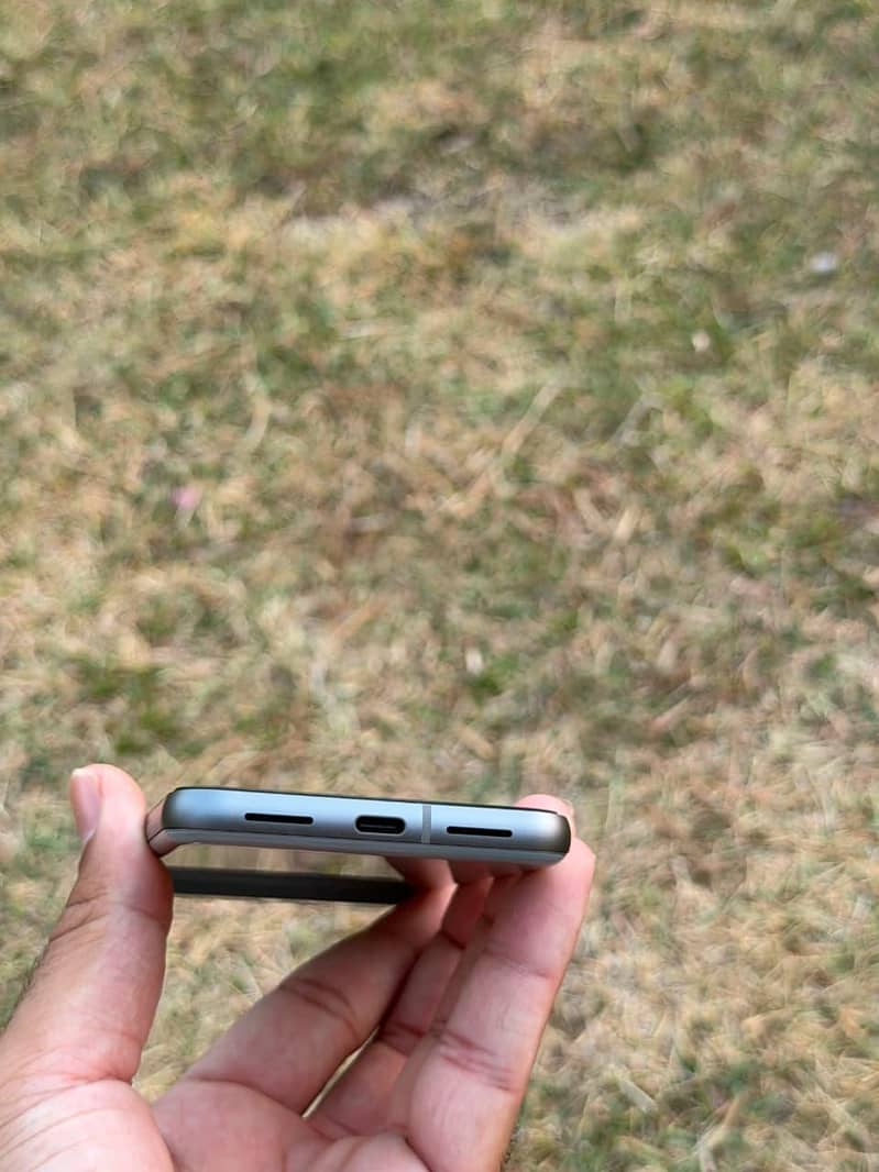 Pixel 8 5