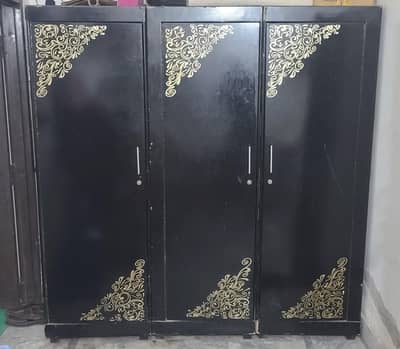 3 Door Wooden Wardrobe / Almari – 6×6 Feet
