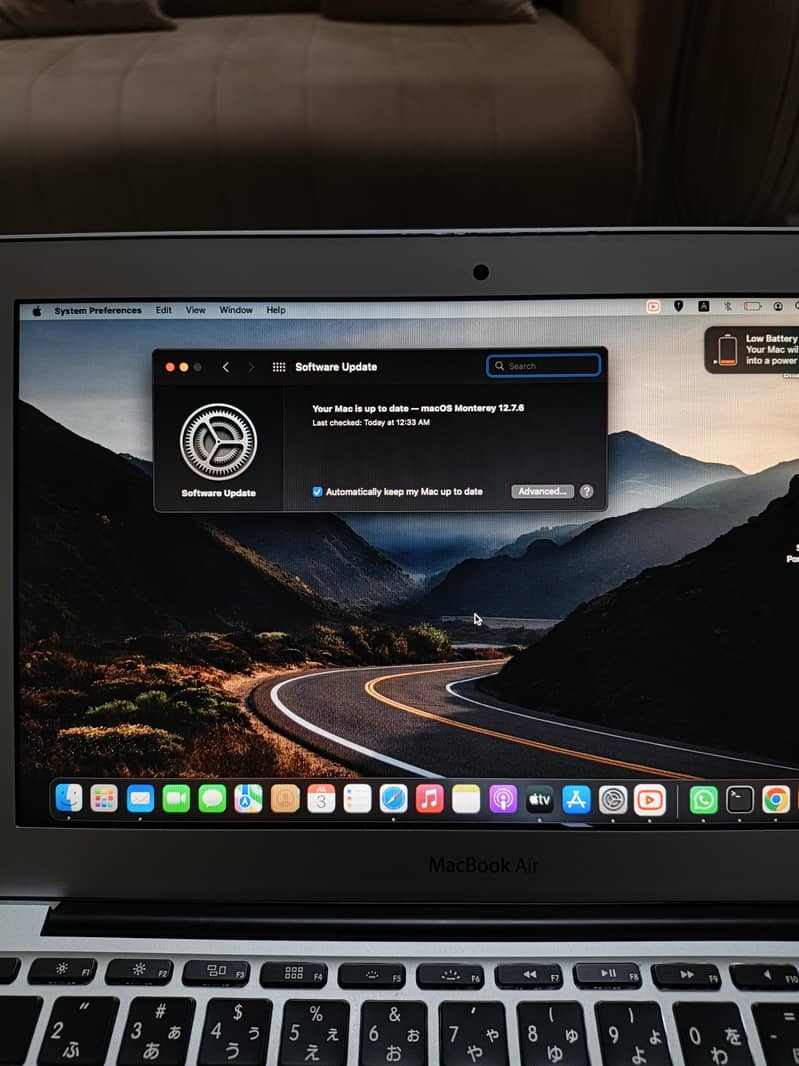 MACBOOK AIR 11