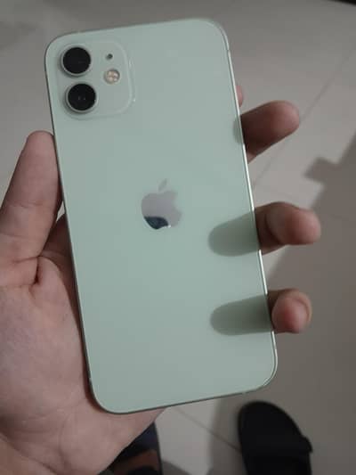 Apple iPhone 12