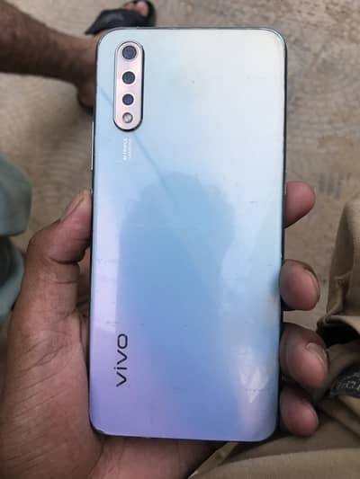 Vivo S1