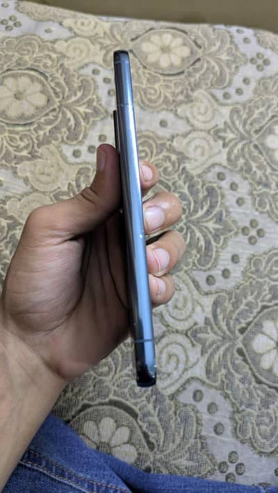 Samsung Mobile S22 Plus