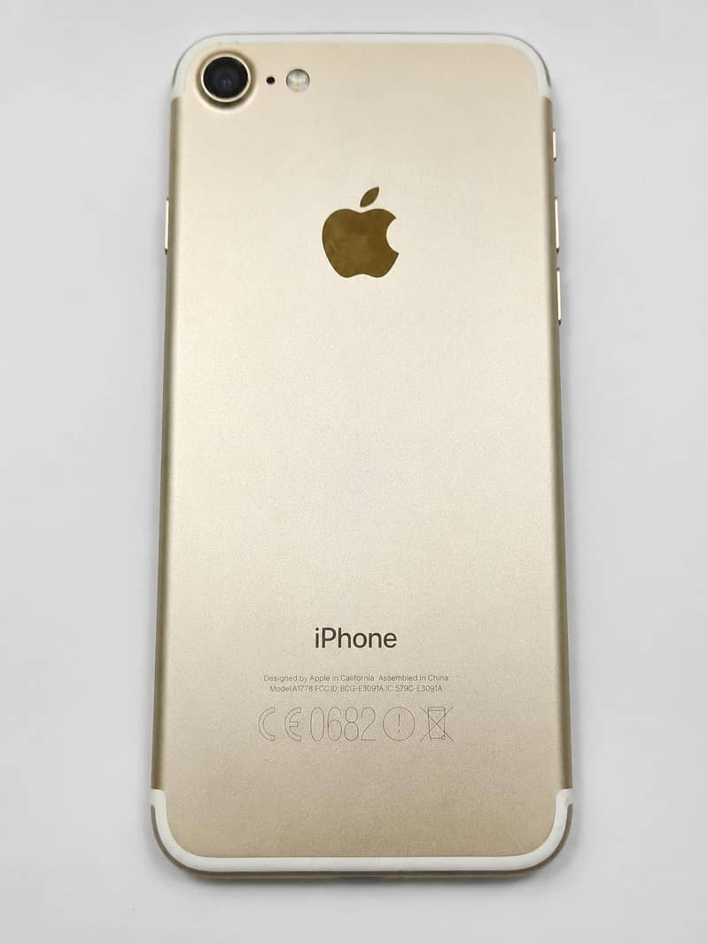 Apple iPhone 7 2