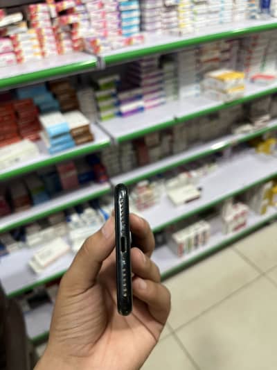 Apple iPhone SE