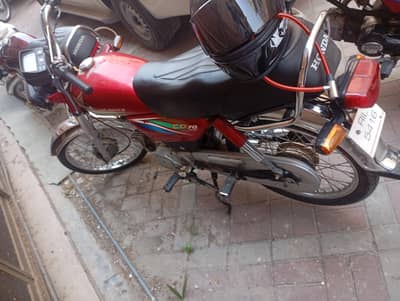 Honda70cc pindi no first owner  all ok documents clear 50 plus average