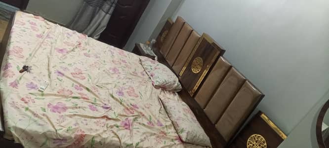 Bed with mattress, dressing,almari,side table