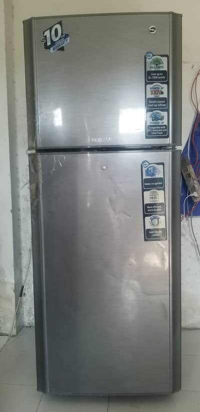 Pel inverter refrigerator