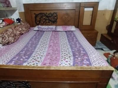 King Size Bed For Sale