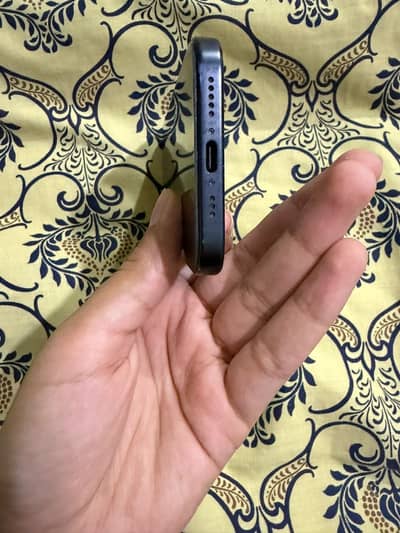Apple iPhone 16 jv