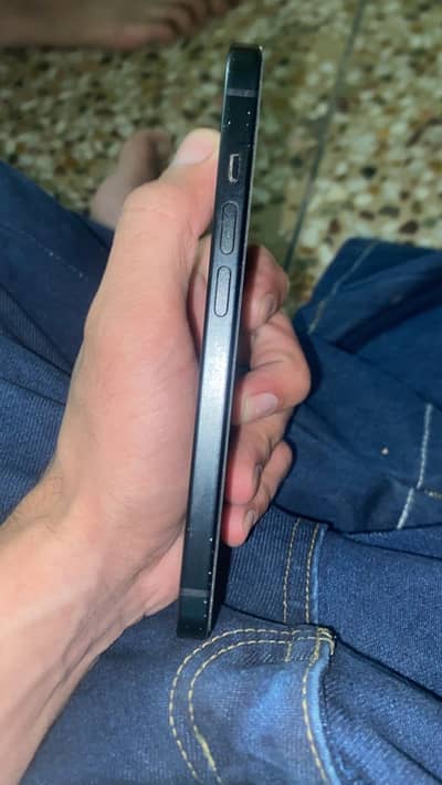 Apple iPhone 15