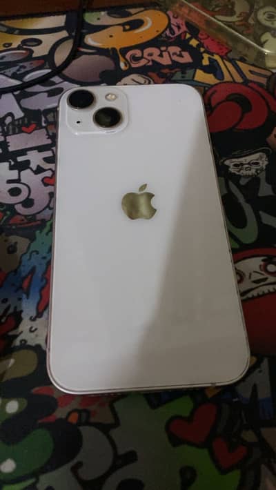 Apple iPhone 13